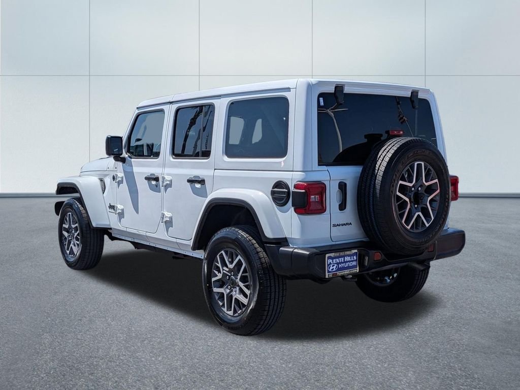 2025 Jeep Wrangler 4-Door Sahara - Photo 5