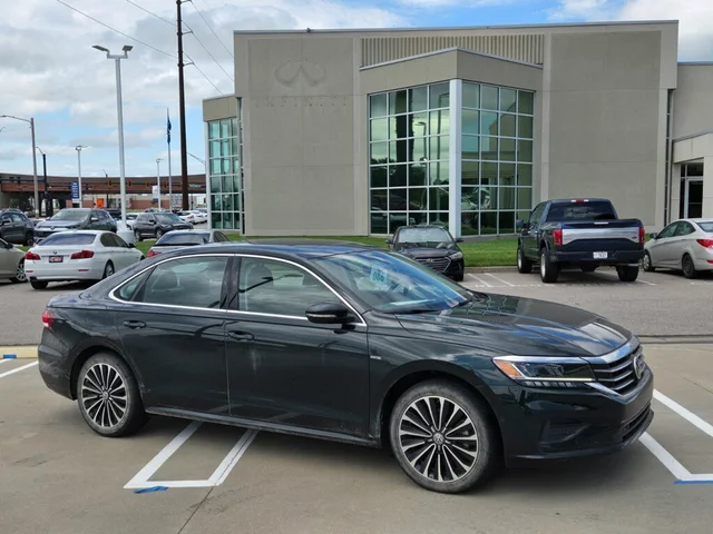 2022 Volkswagen Passat 2.0T Limited Edition