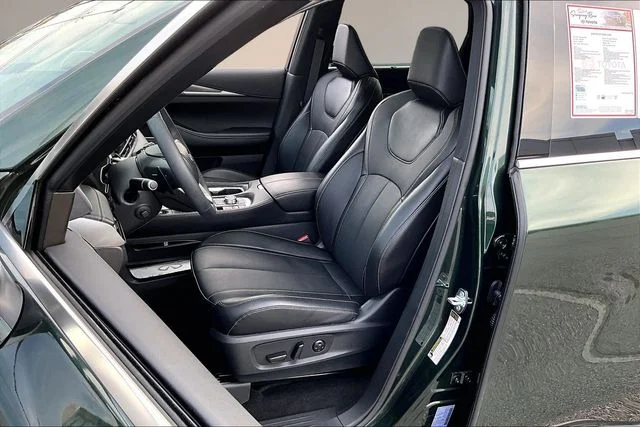 Used 2026 Green INFINITI LUXE image 18