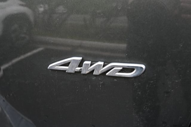 Used 2012 Green Toyota SE image 5