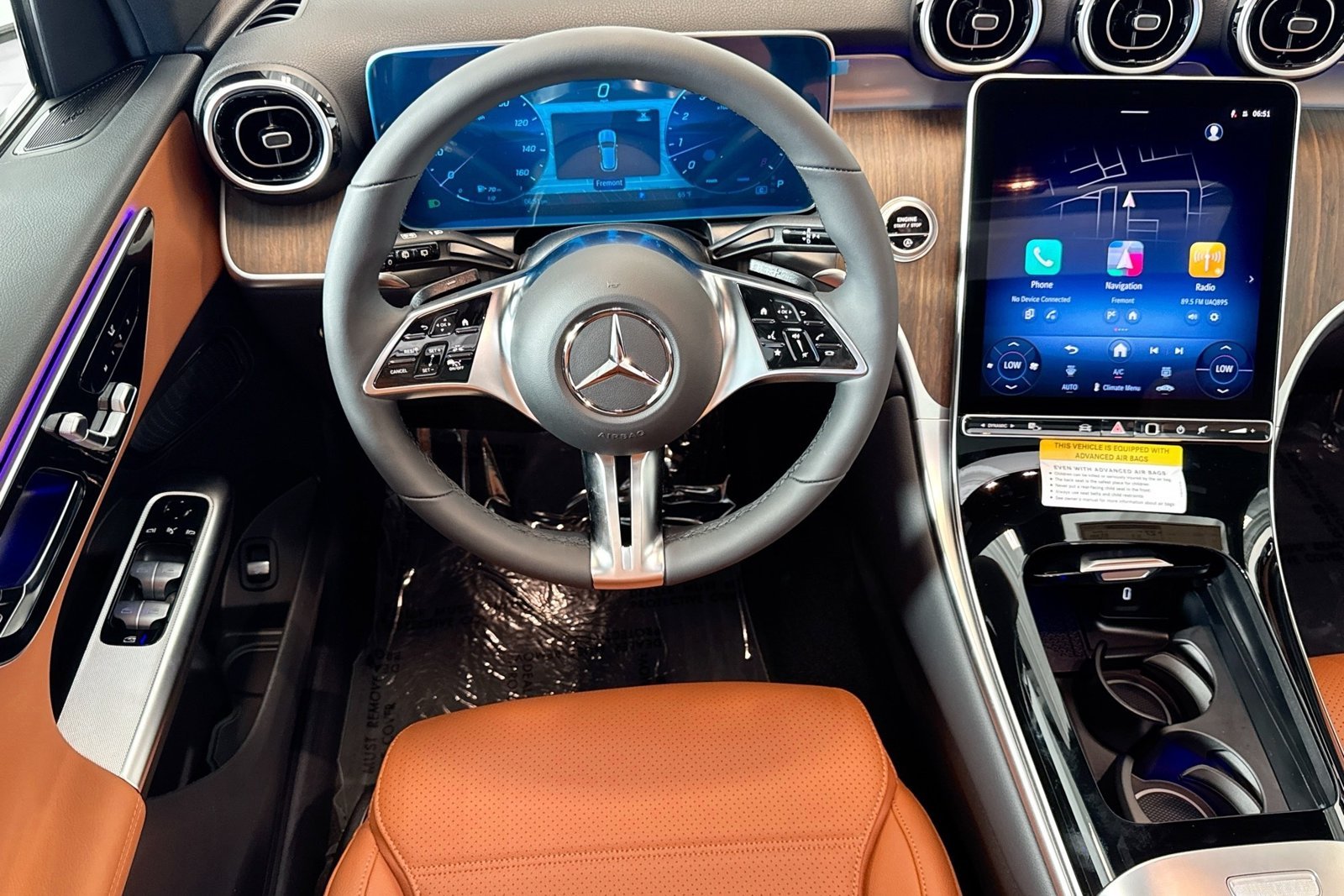 New 2026 Polar White Mercedes-Benz GLC 300 image 20