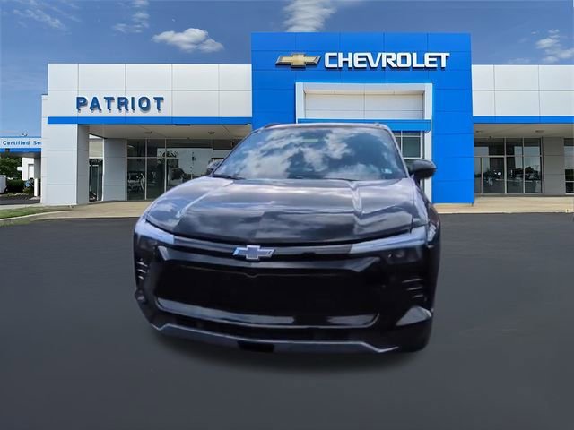 New 2026 Black Chevrolet LT image 5