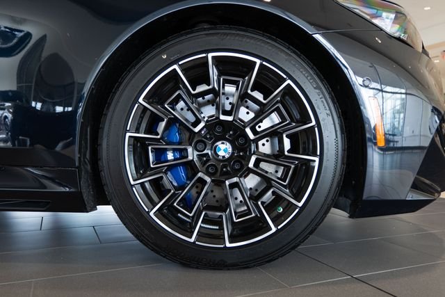 New 2026 Carbon Black Metallic BMW Base image 11