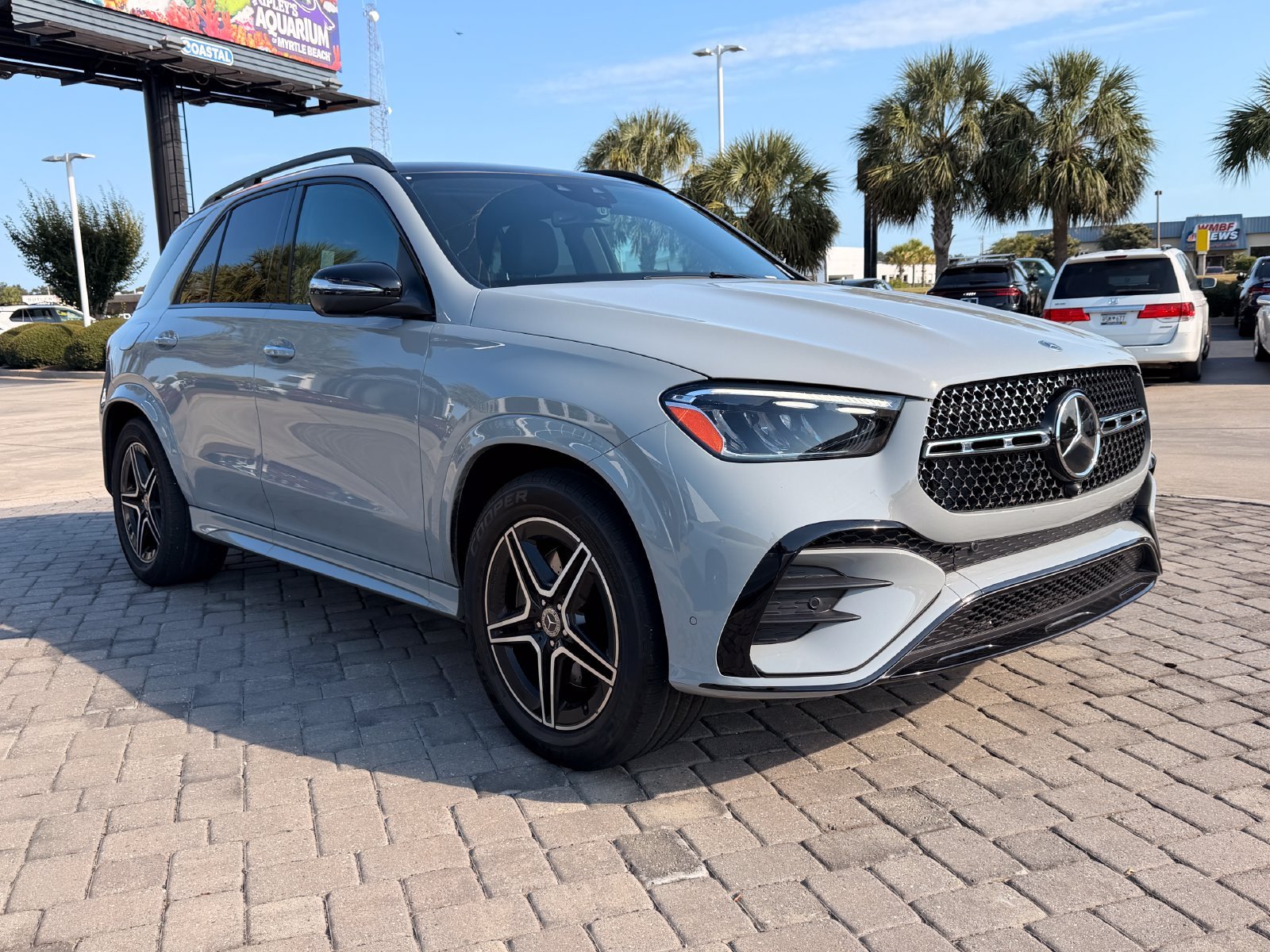 Certified Used 2026 MANUFAKTUR Alpine Gray Mercedes-Benz GLE 350 image 7