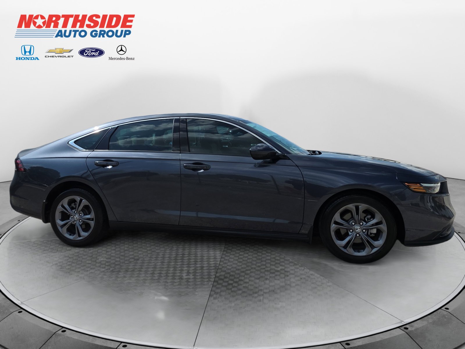 Used 2024 Meteorite Gray Metallic Honda EX image 8