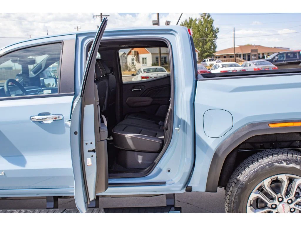 New 2026 GLACIER METALLIC GMC 4WD Denali image 15