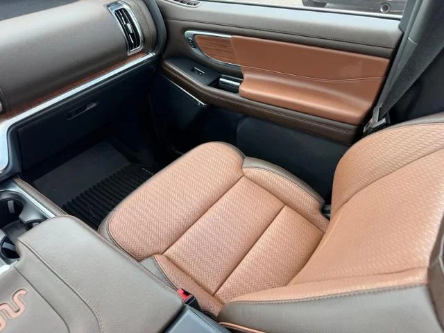 New 2027 Glacier Gray Metallic Tri-Coat Ford King Ranch® image 45