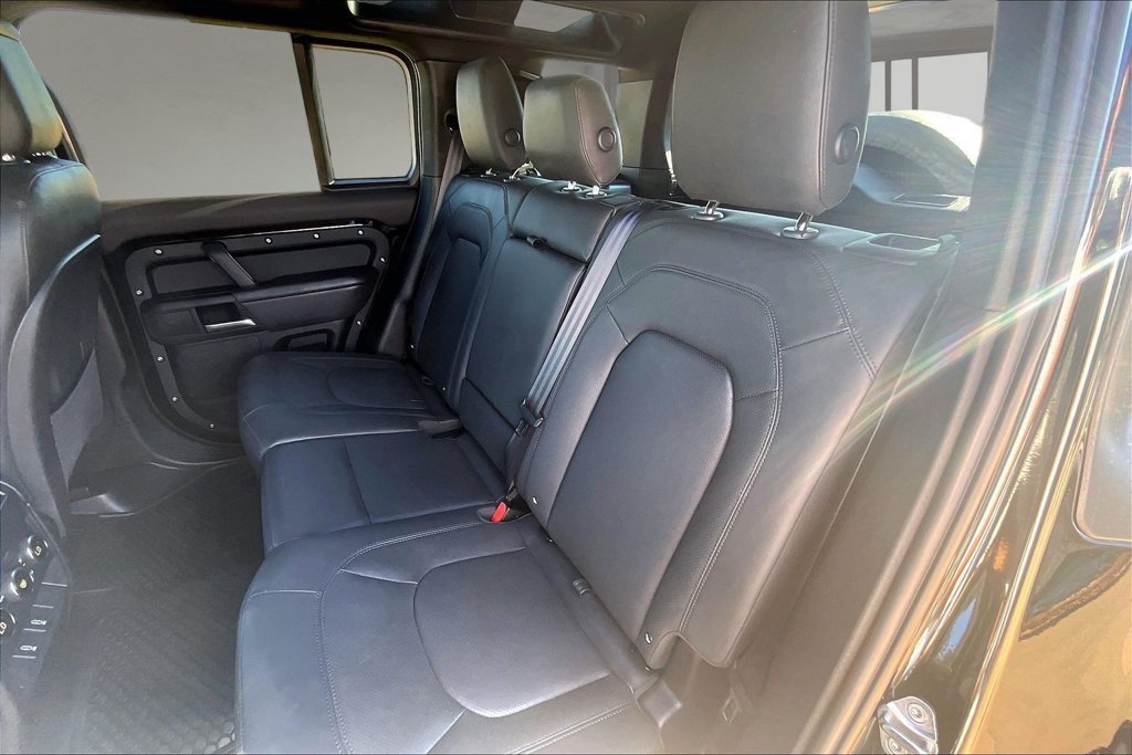 Used 2026 Black Land Rover X-Dynamic SE image 26