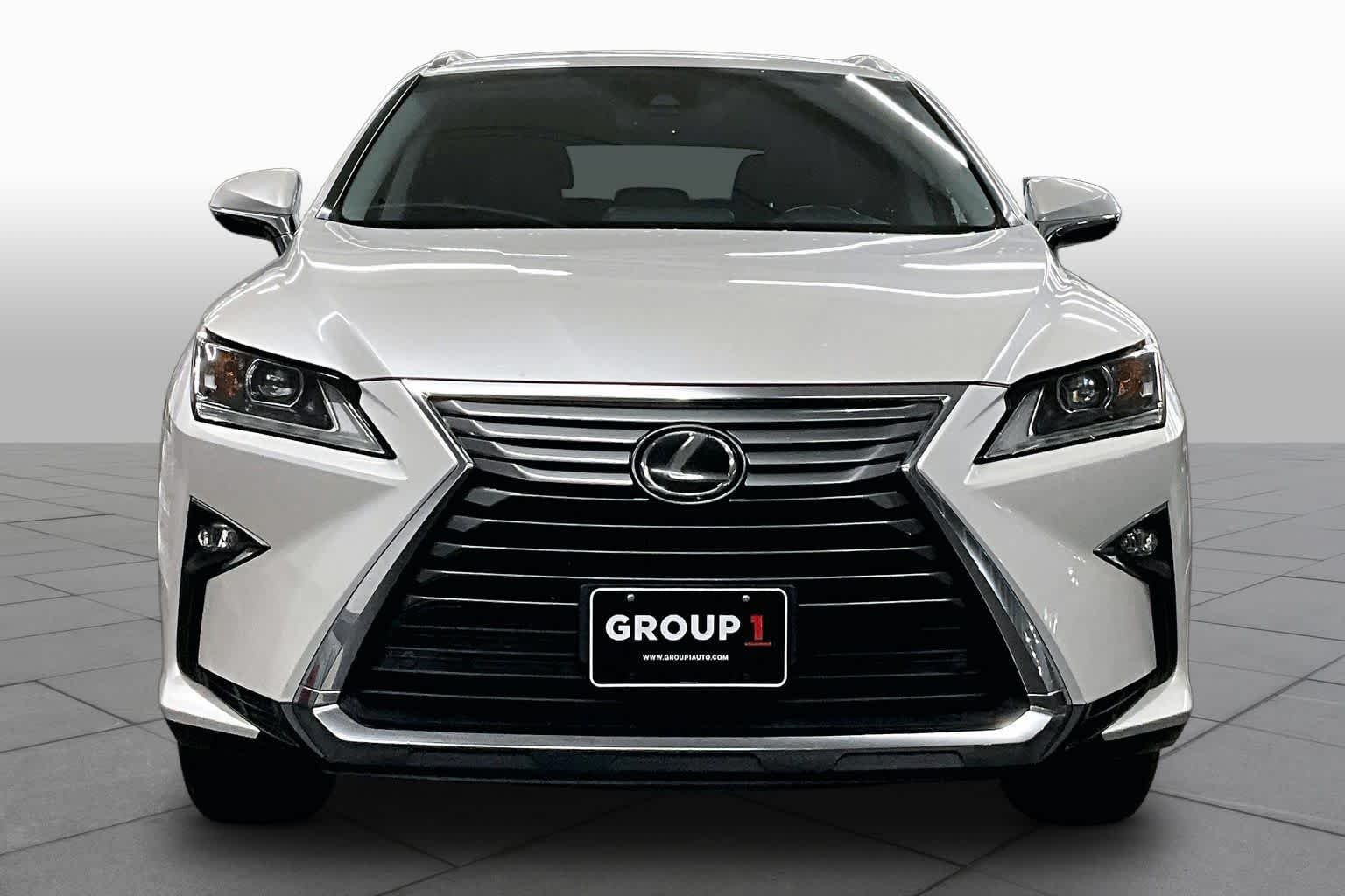 Used 2018 Eminent White Pearl Lexus  image 4