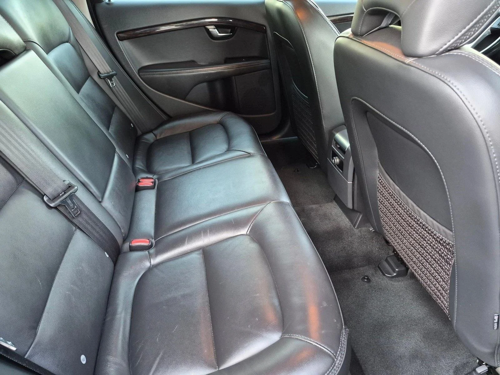 Used 2016 Black Stone Volvo T5 Premier image 21