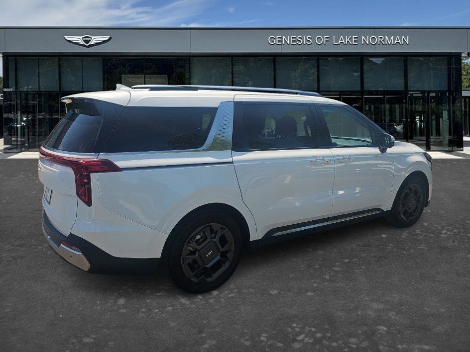 Used 2025 Snow White Pearl Kia SX image 5