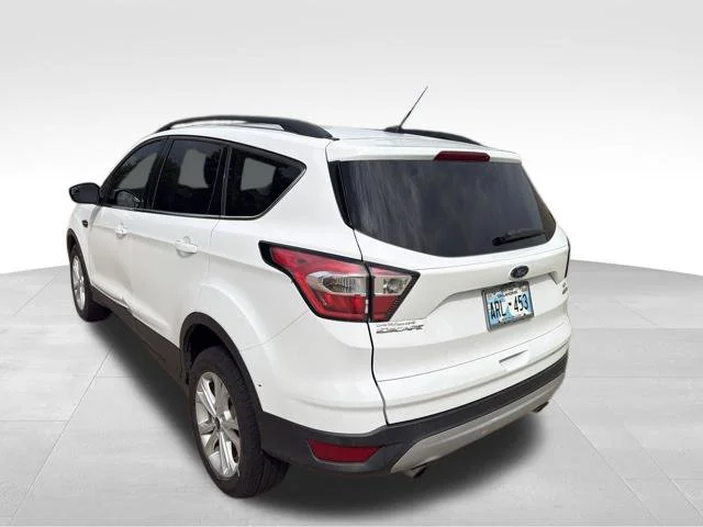 Used 2018 White Ford SE image 6