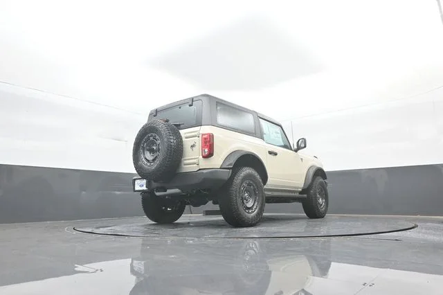 Used 2025 Desert Sand Ford Base image 28