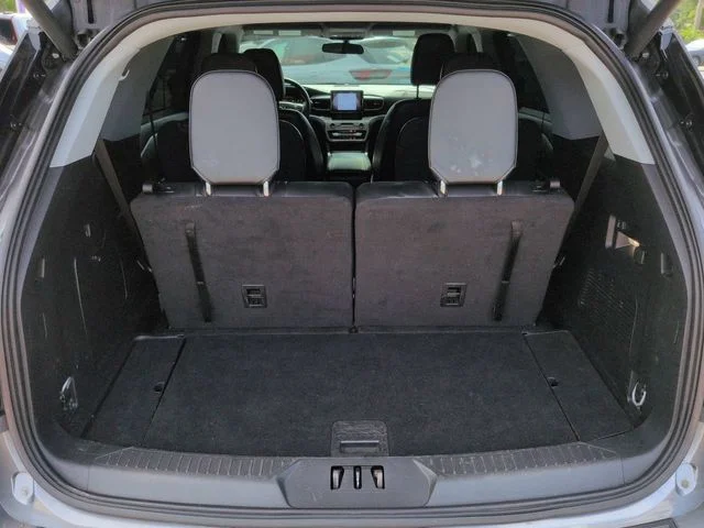 Used 2023 Gray Ford XLT image 13