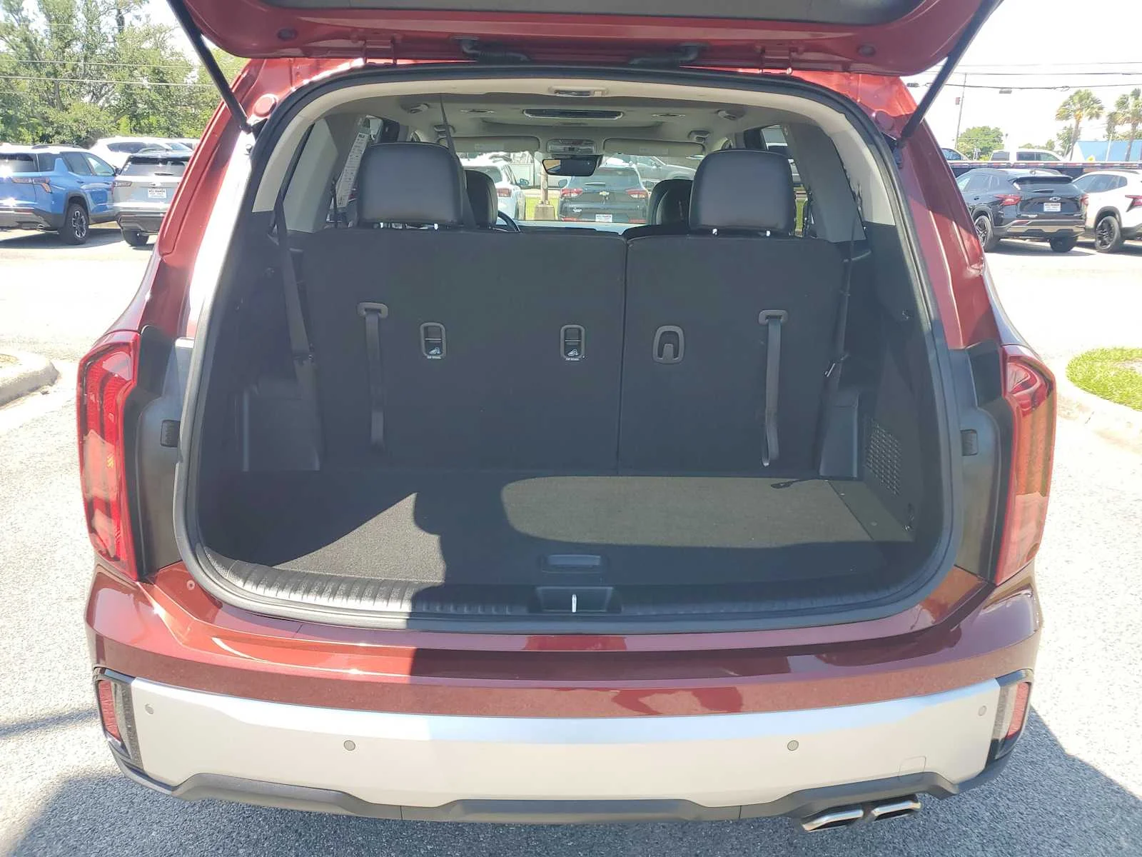 Used 2024 Dawning Red Red Kia S image 6
