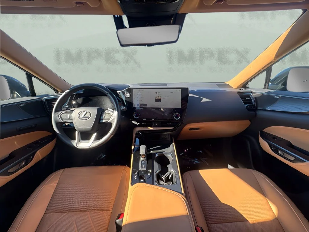 Used 2025 Gray Lexus 350h Luxury image 13