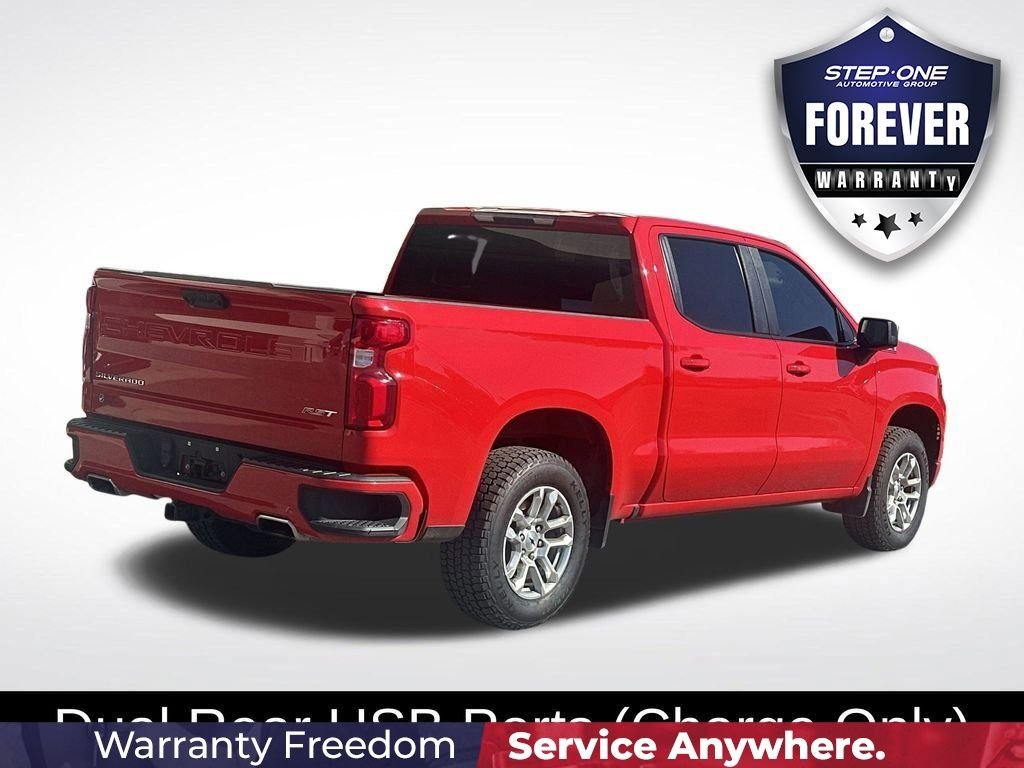 Used 2023 Red Chevrolet RST image 9