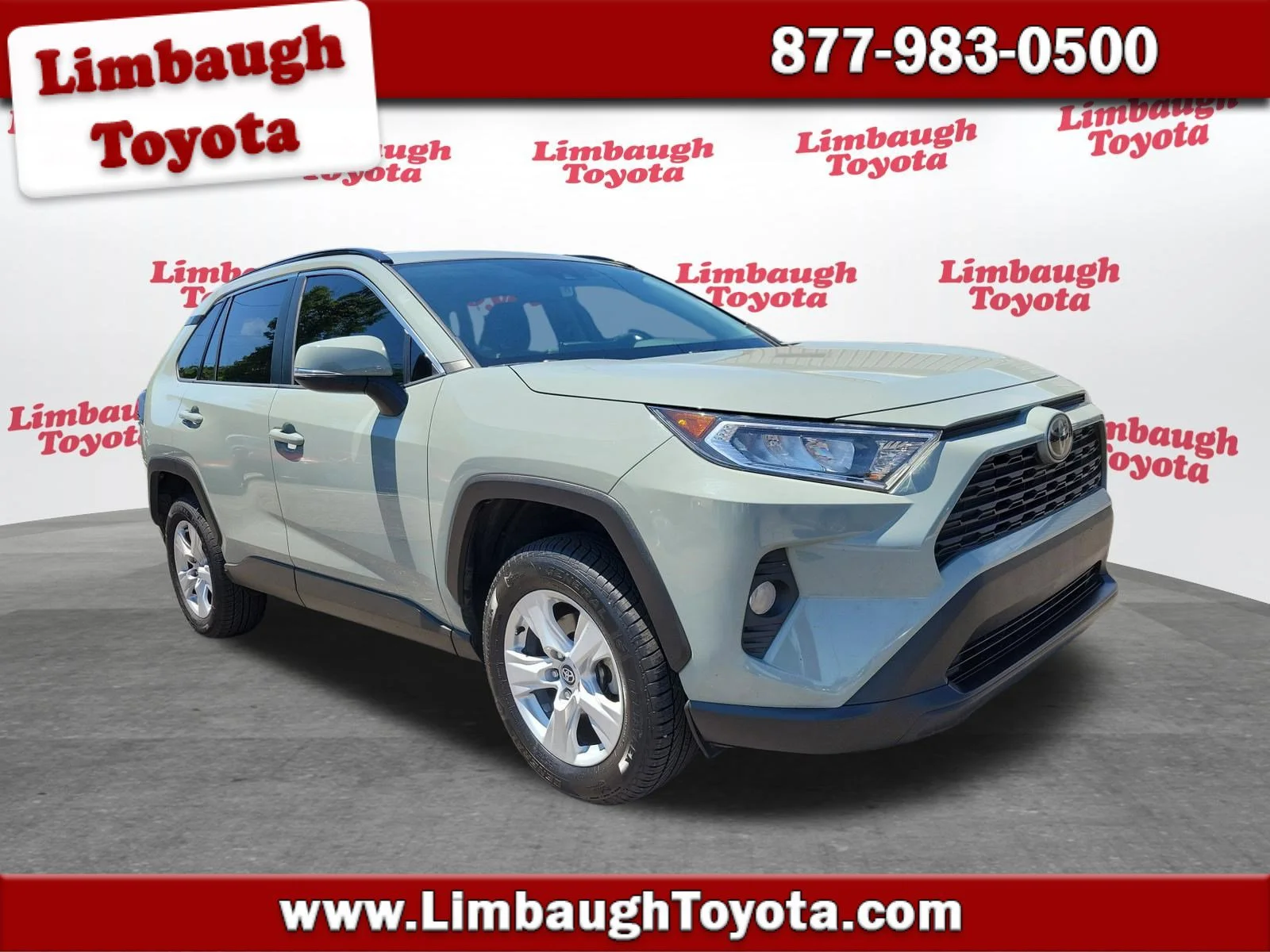 2020 Toyota RAV4 XLE AWD's photo
