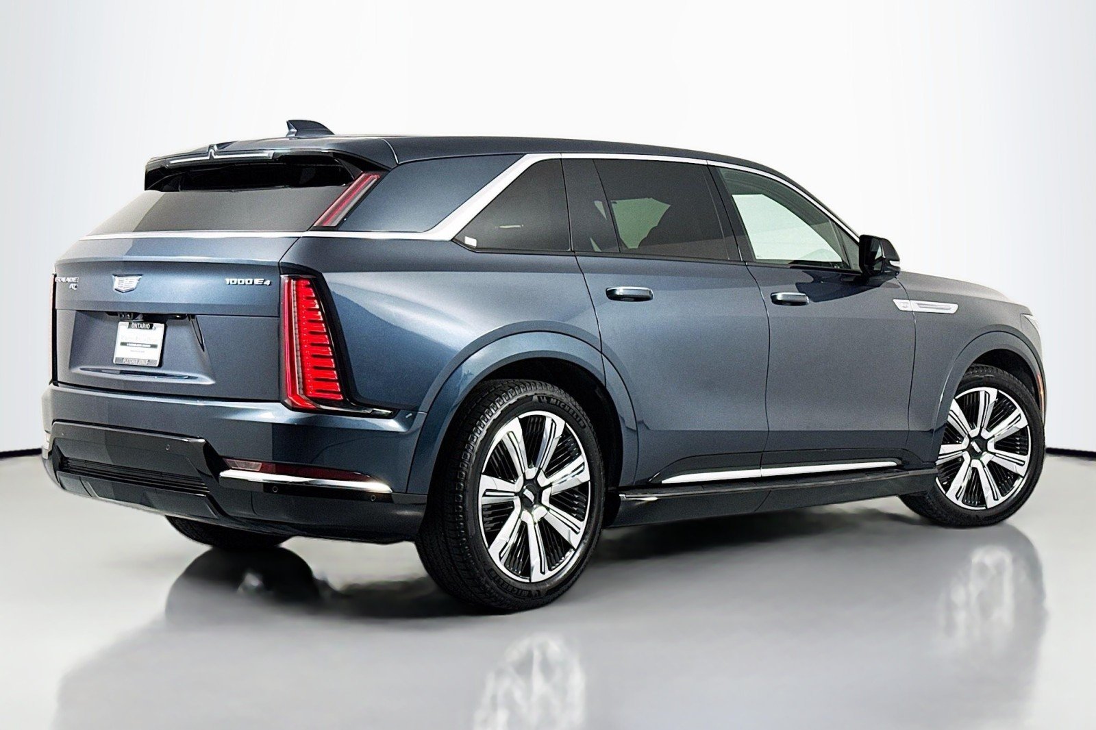 Used 2026 DEEP SPACE Cadillac Premium Luxury image 14