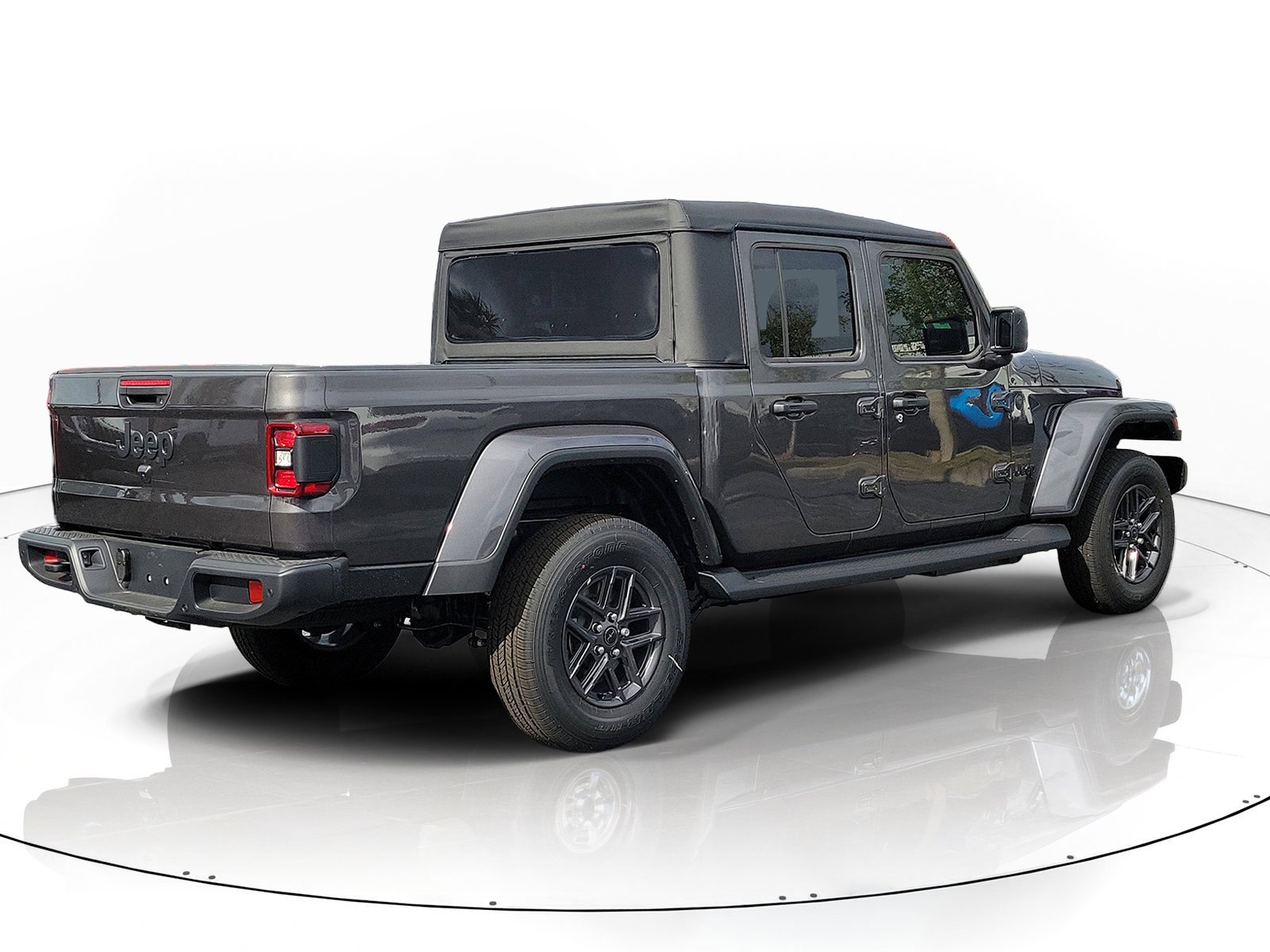 New 2026 Granite Crystal Metallic Clearcoat Jeep Sport S image 3