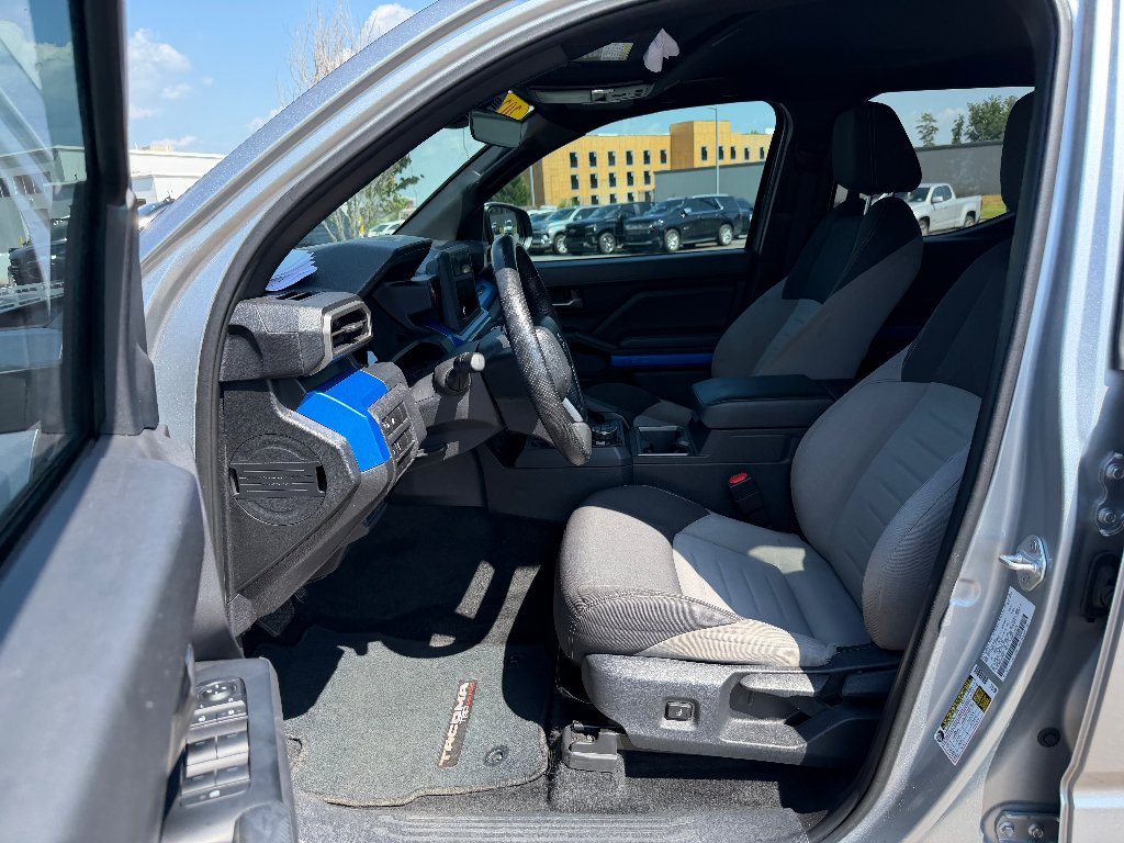 Used 2024 Silver Toyota SR5 image 18