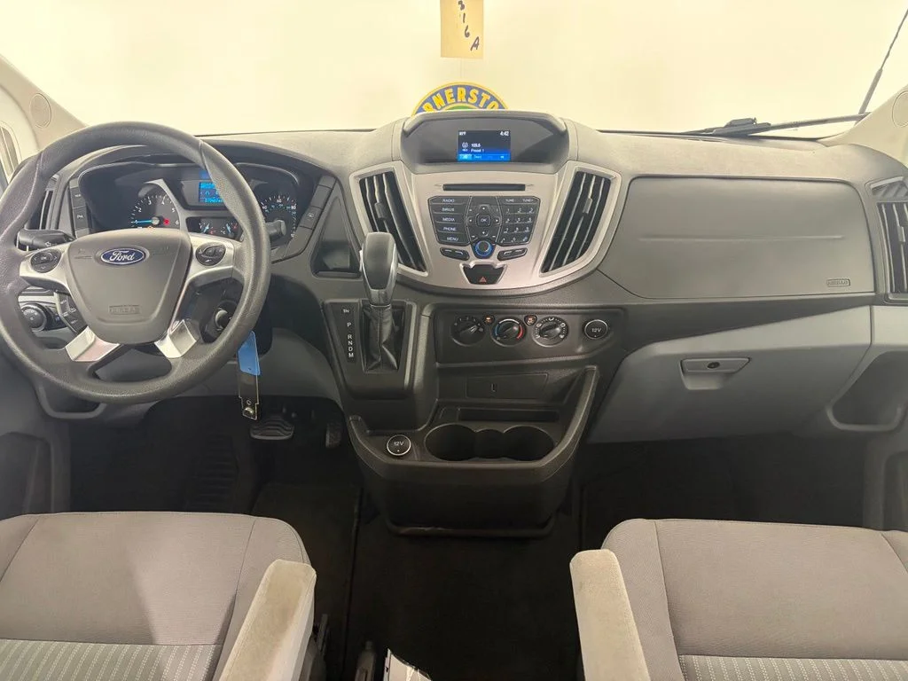 Used 2018 White Ford XLT image 5