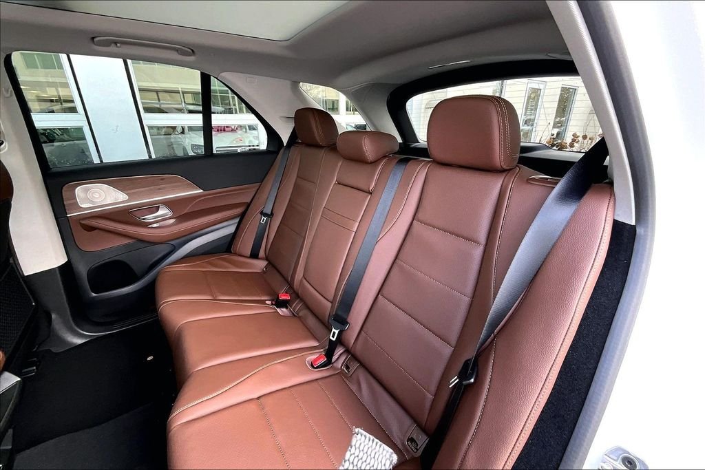 New 2026 Polar White Mercedes-Benz GLE 350 image 10