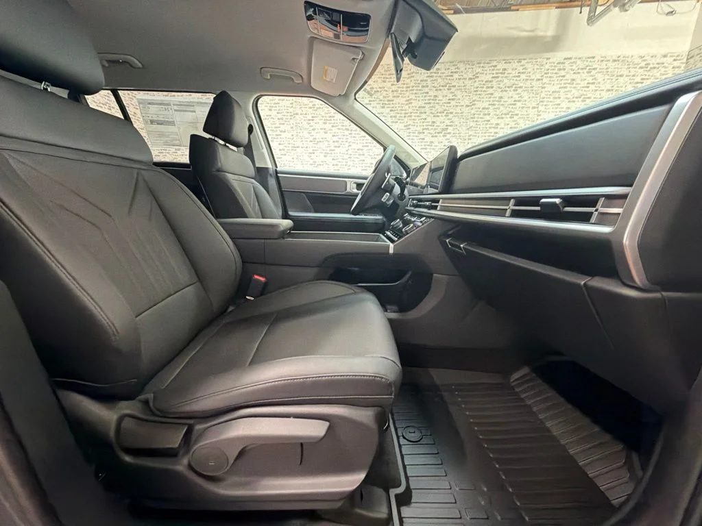 New 2027 Hampton Gray Hyundai SEL image 12