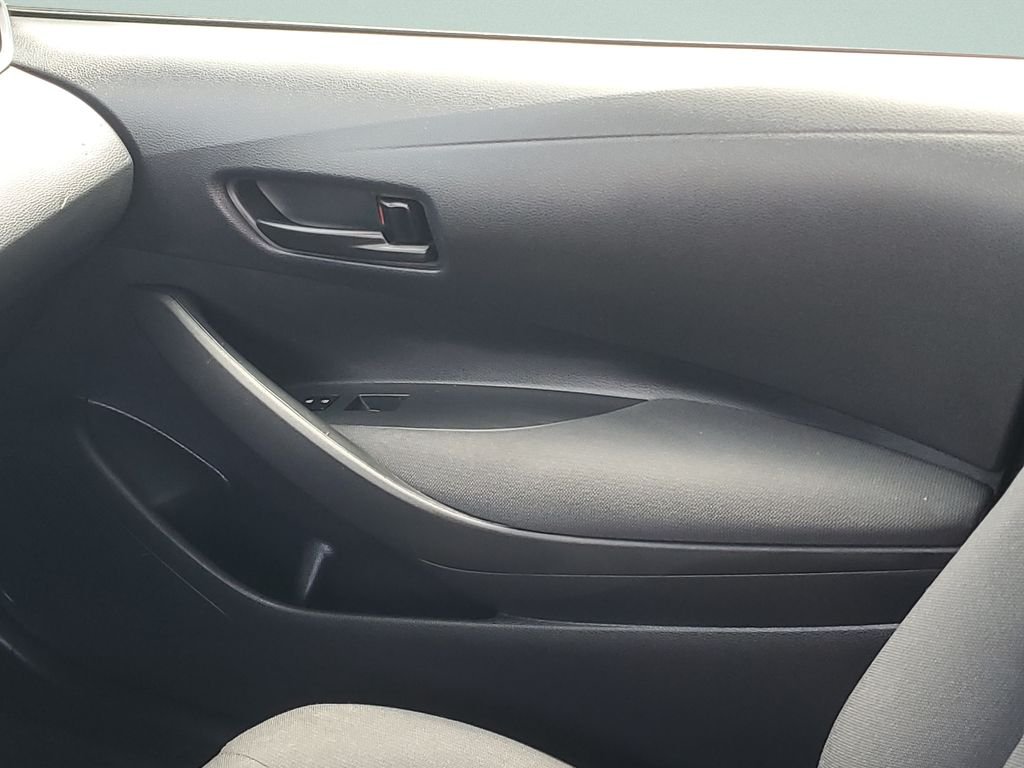 2024 Toyota Corolla LE - Photo 13