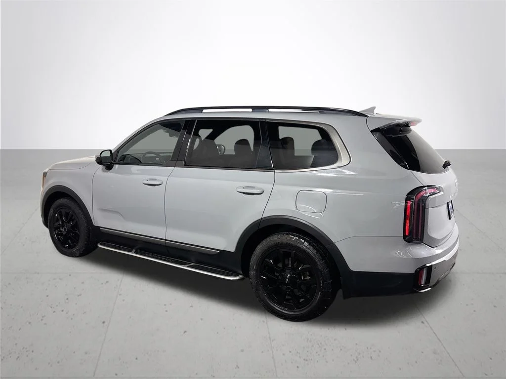 Certified Used 2023 Gray Kia SX-Prestige X-Pro image 9