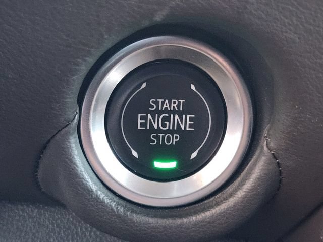 Used 2025 Black Chevrolet LT image 19