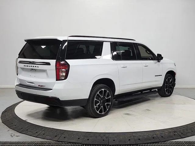 Used 2021 White Chevrolet RST image 7