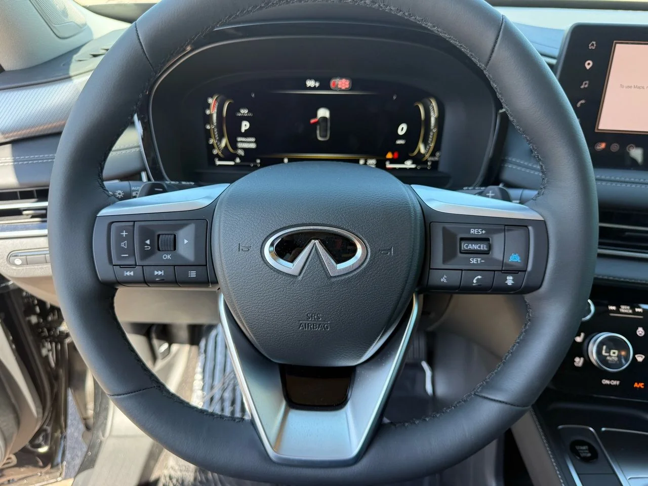 New 2027 MINERAL BLACK INFINITI Luxe FWD image 15