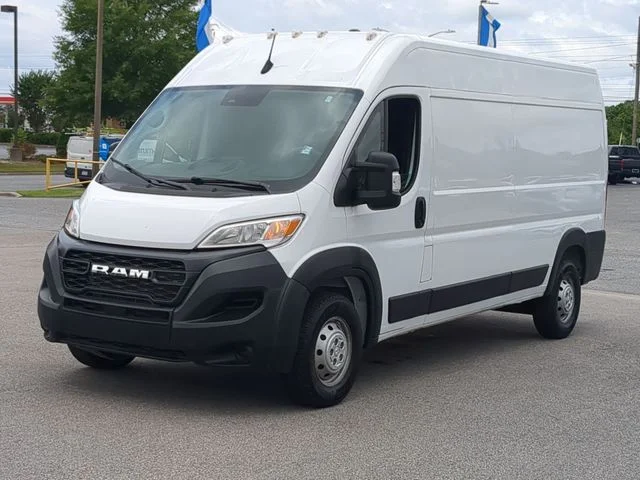 Used 2023 White Ram High Roof image 7