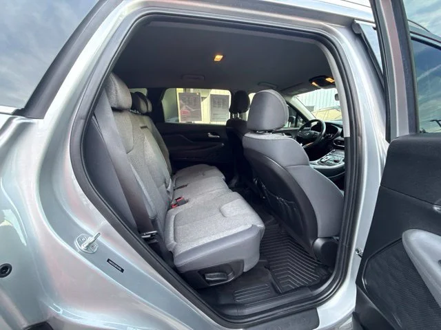Used 2023 Shimmering Silver Pearl Hyundai SEL image 17