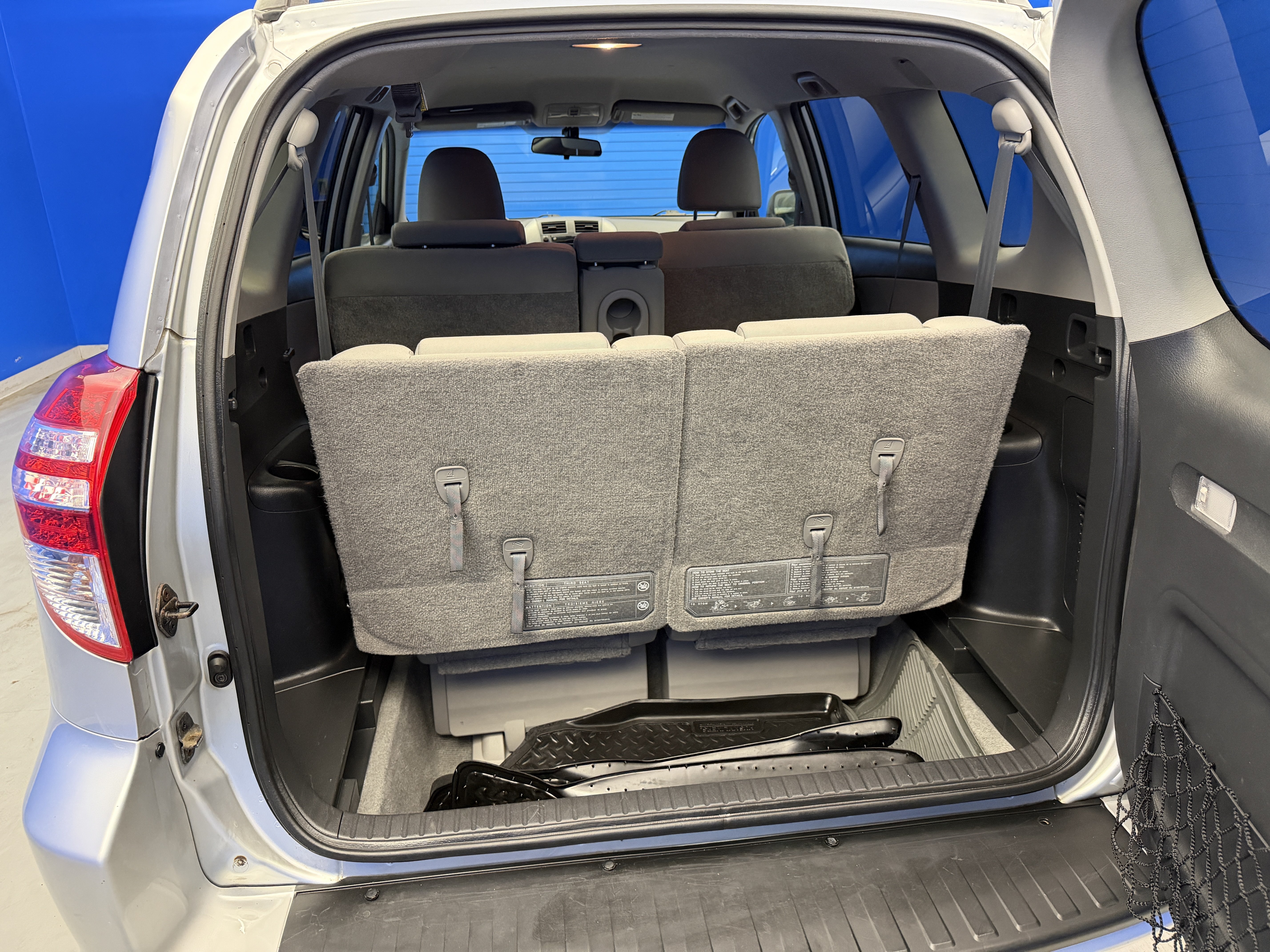 Used 2011 Classic Silver Metallic Toyota BASE image 23