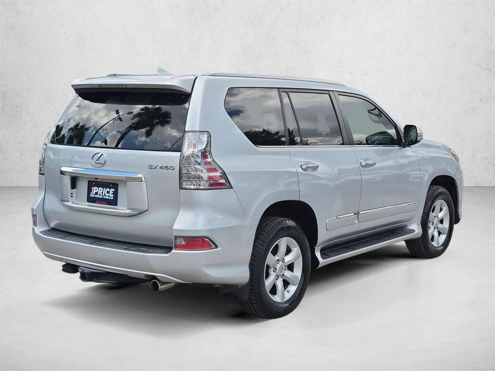 Used 2018 Silver Lining Metallic Lexus GX 460 image 5