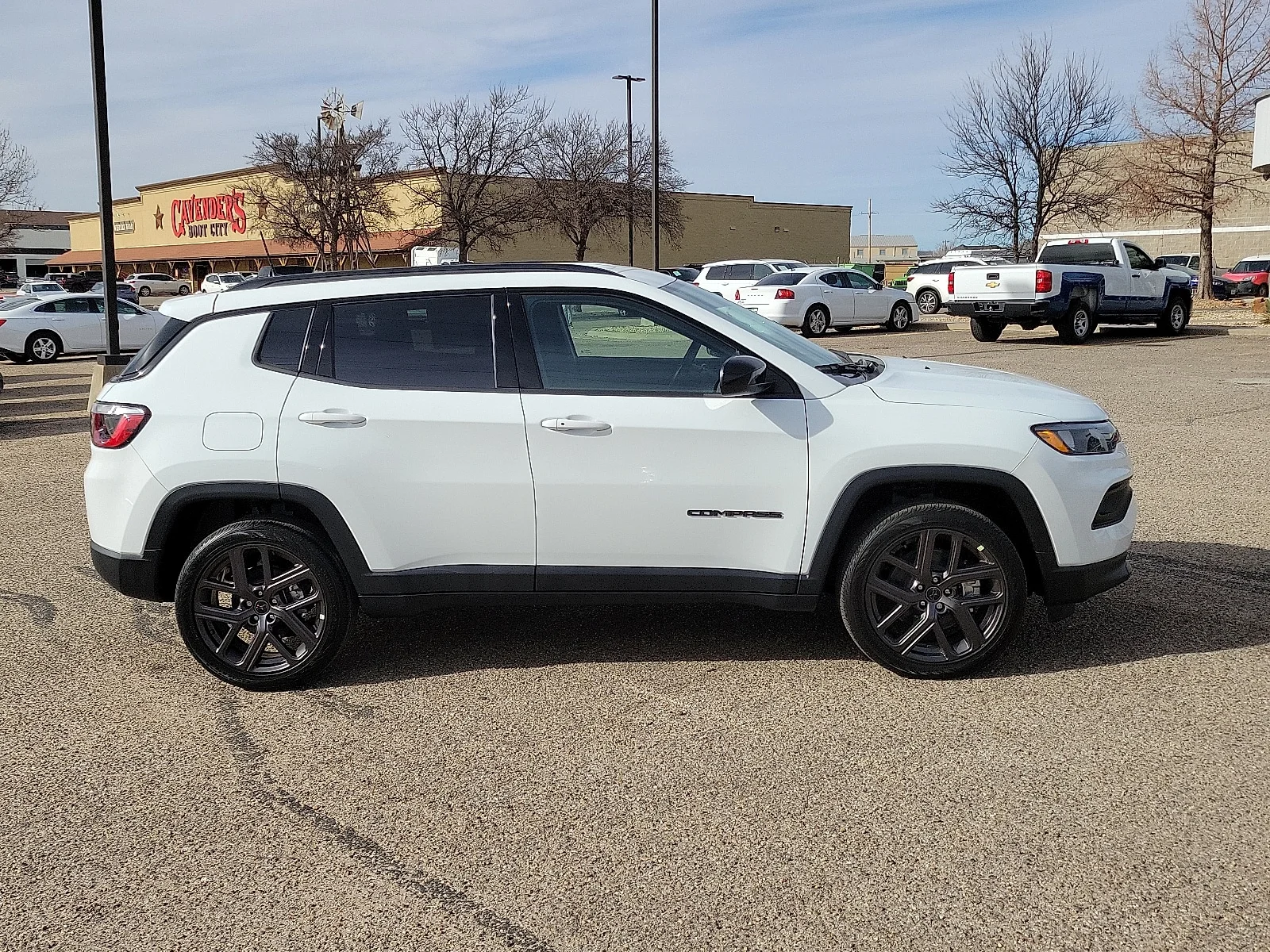 New 2026 PW7 Bright Whit Jeep LATITUDE ALTITUDE 4X4 image 5