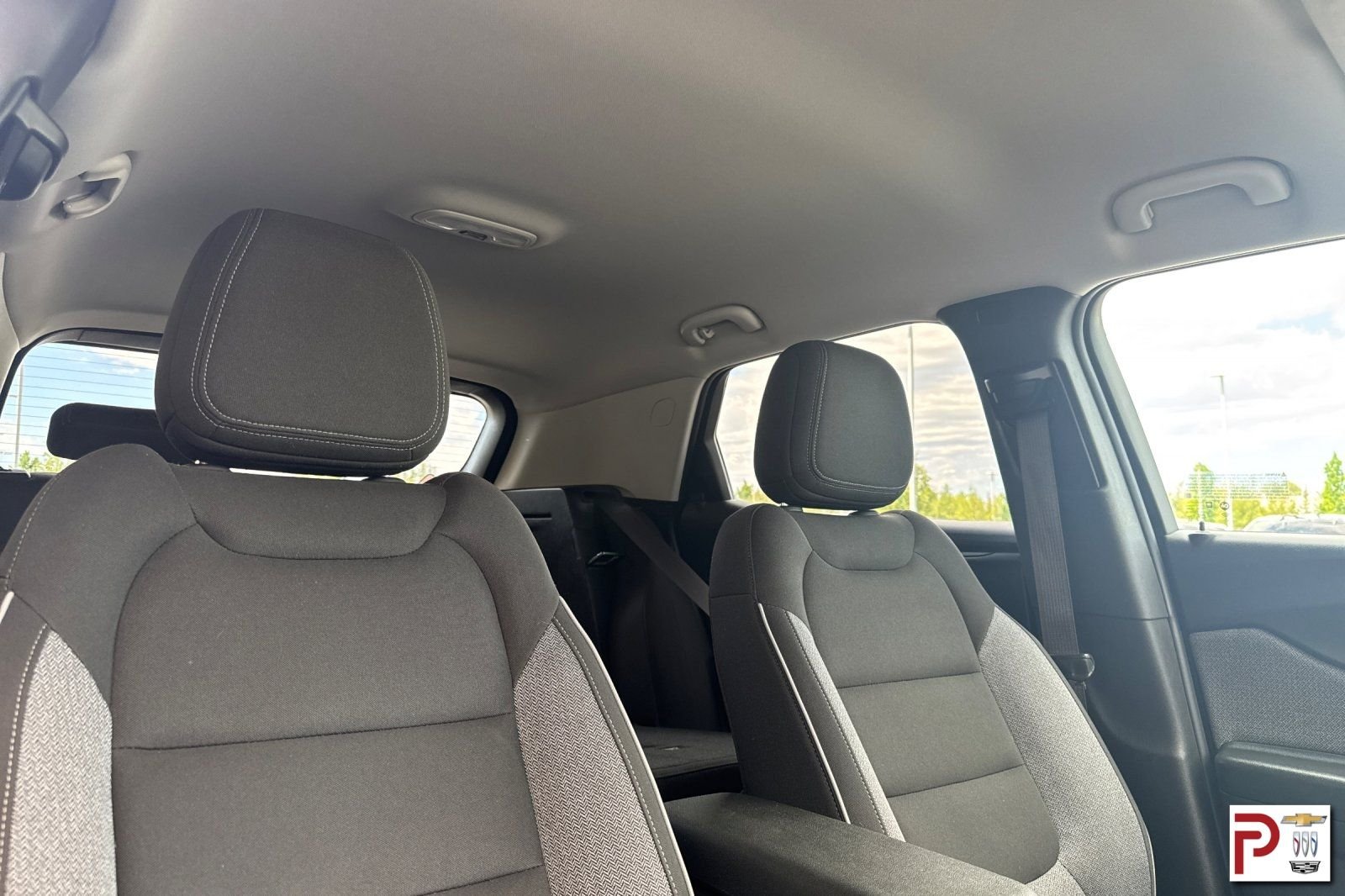 Used 2023 Gray Chevrolet LT image 18