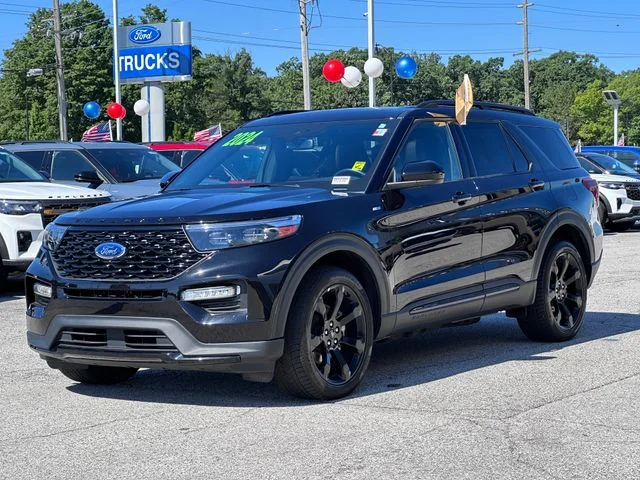 Certified Used 2024 Black Ford ST-Line image 3