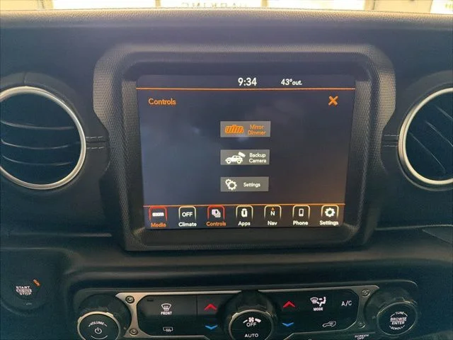 Used 2021 Black Jeep Unlimited Sahara image 24
