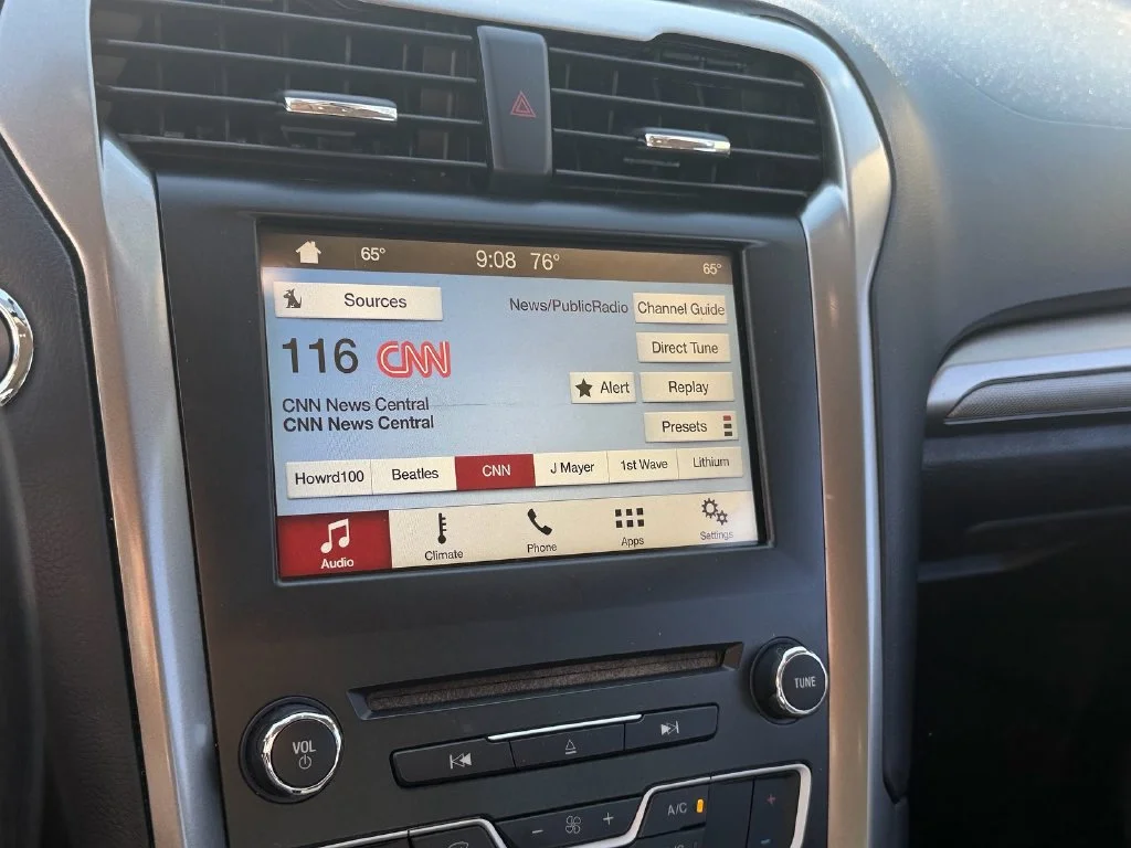 Used 2017 Gray Ford SE image 12