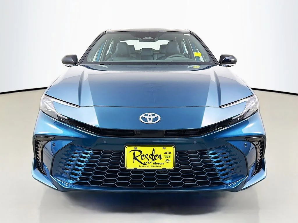 2026 Toyota Camry XSE - Photo 2