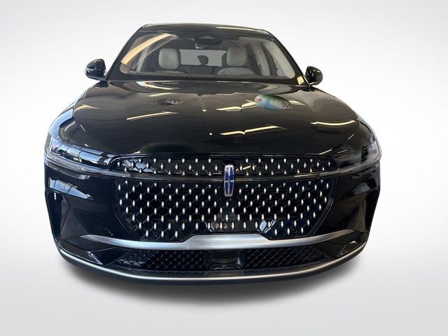 Used 2025 Black Metallic Lincoln Premiere image 11