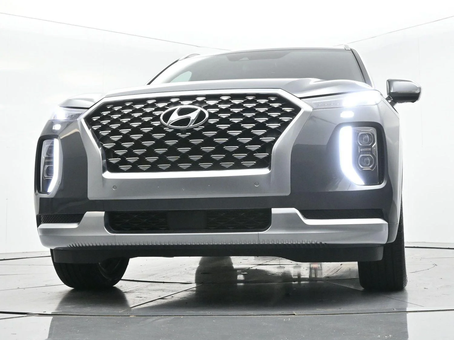Used 2021 Steel Graphite Hyundai Calligraphy image 43