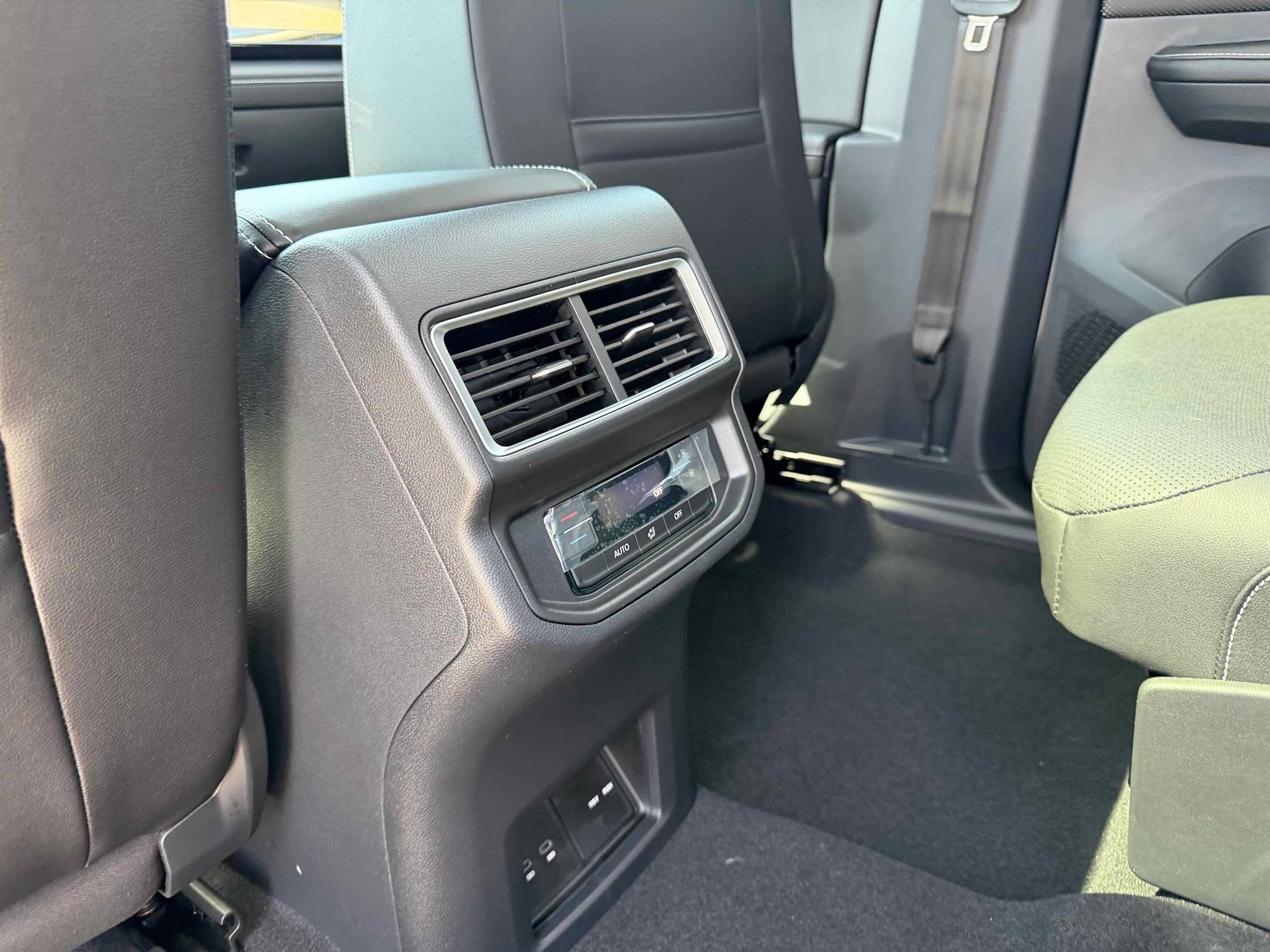 New 2026 Opal Volkswagen 2.0T SE w/Technology image 26