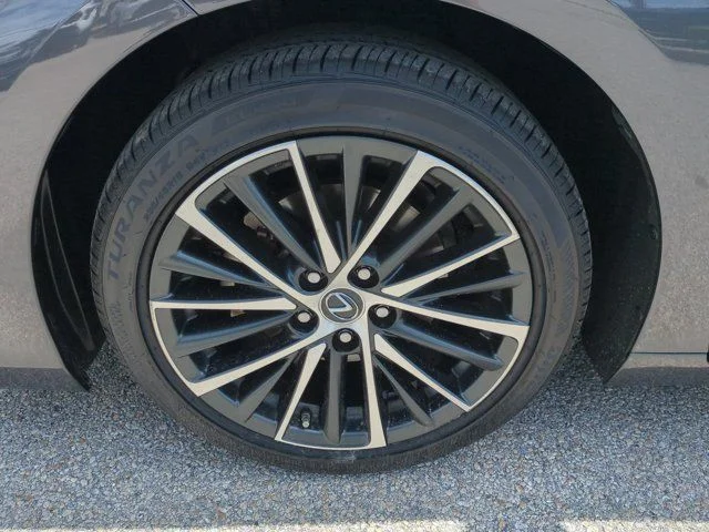 Certified Used 2025 Gray Lexus 350 image 11