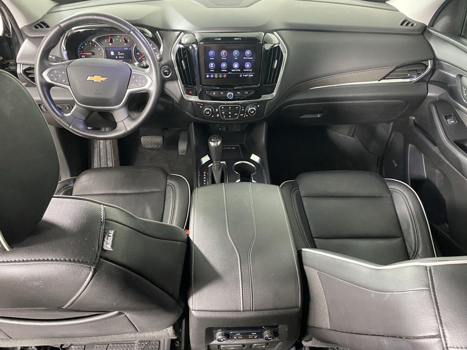 Used 2020 Mosaic Black Metallic Chevrolet High Country image 29