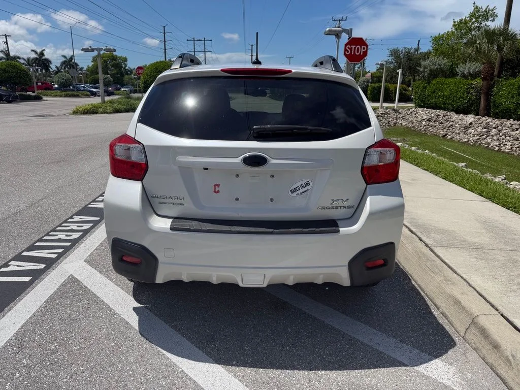 Used 2014 Satin White Pearl Subaru 2.0i Limited image 3