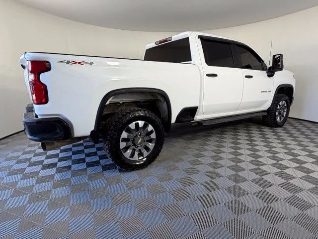 Certified Used 2021 Summit White Chevrolet Custom image 6